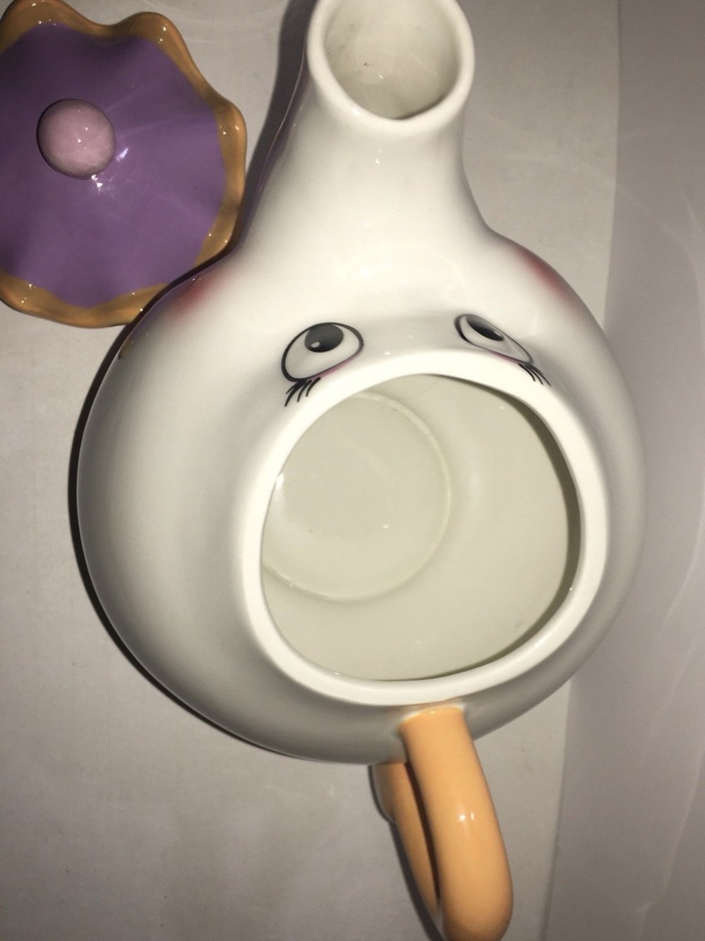 Beauty and the Beast Mrs Potts Ceramic Teapot - Picture 9 of 11